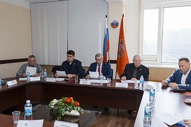 Депутаты заслушают Анатолия Чадова и Анжелику Линькову